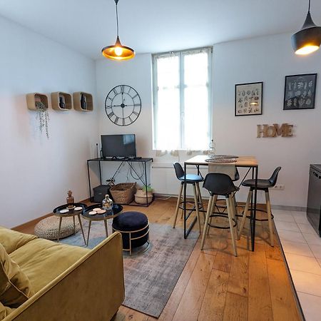 Appartement Place De La Cath' Avec Parking Colmar Luaran gambar