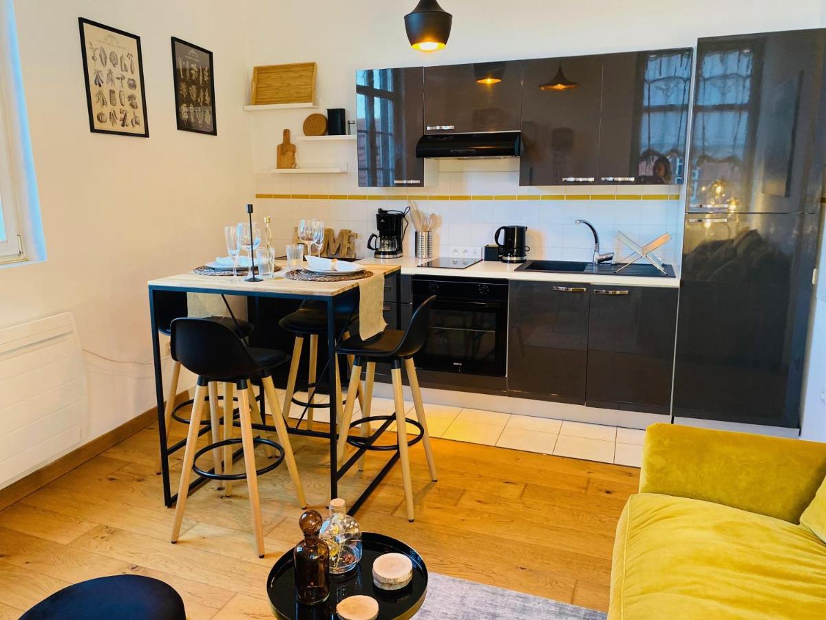 Appartement Place De La Cath' Avec Parking Colmar Luaran gambar