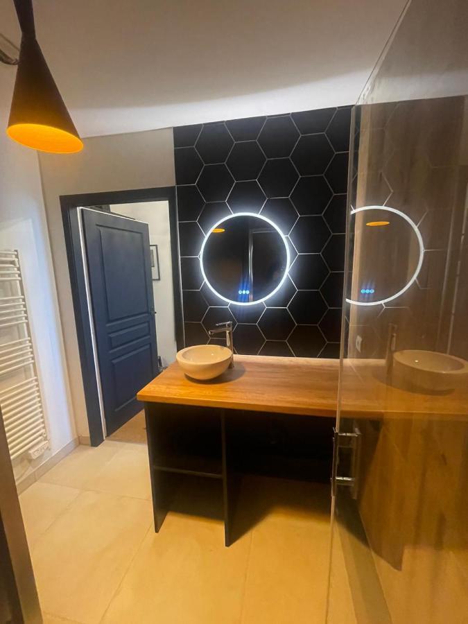 Appartement Place De La Cath' Avec Parking Colmar Luaran gambar