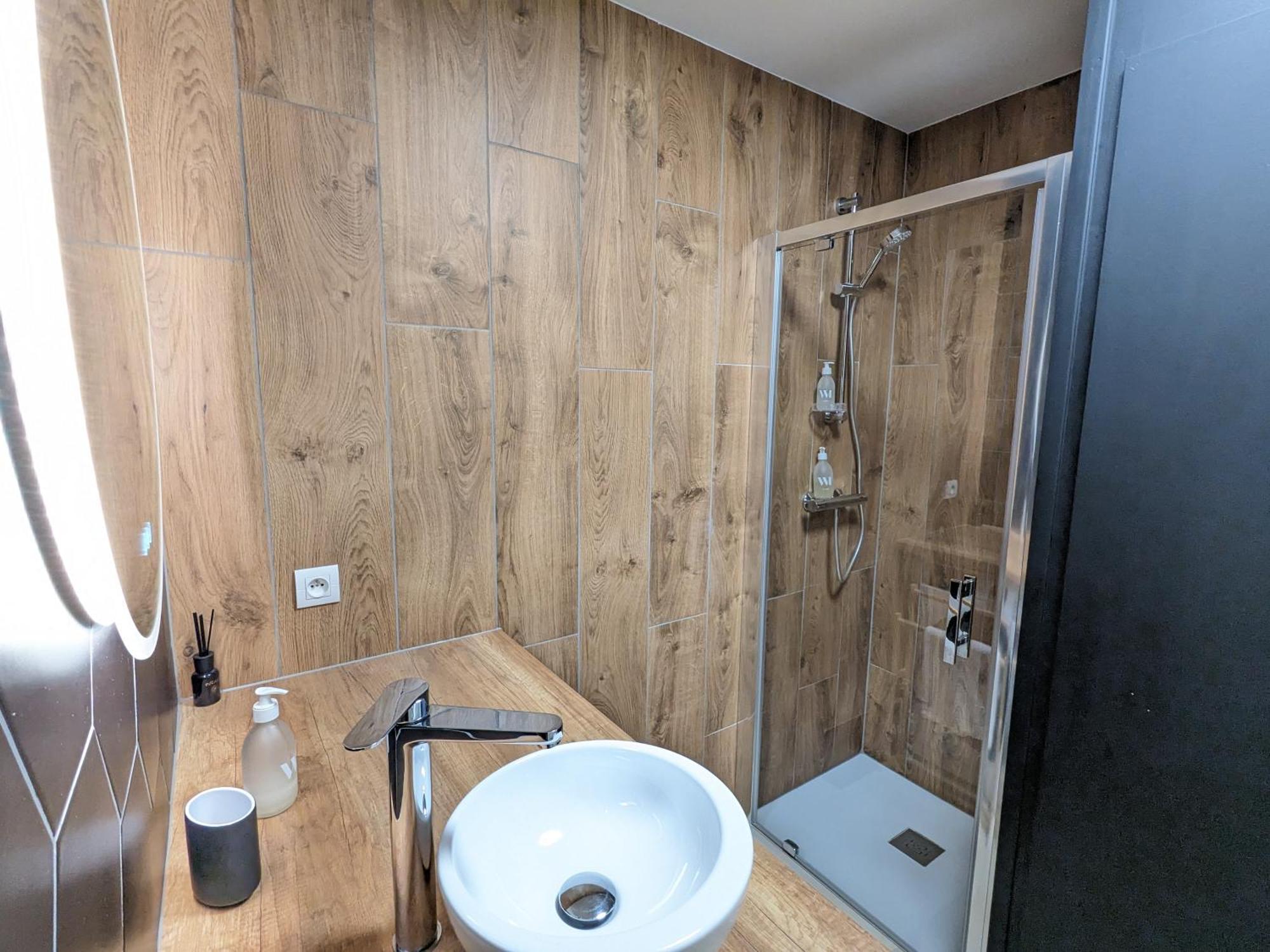 Appartement Place De La Cath' Avec Parking Colmar Luaran gambar